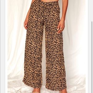 NWT 12th Tribe “in the moment” wide leg pants